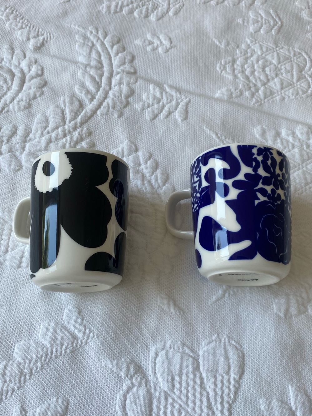 Merimekko 2 mugs in black and white or navy and white print - Picture 3 of 4